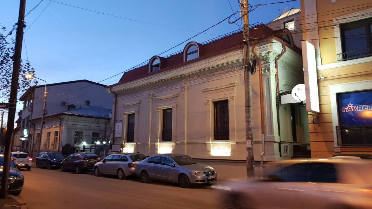 Arbans Cosy Modern Apartment In The City Center Bukares Bagian luar foto